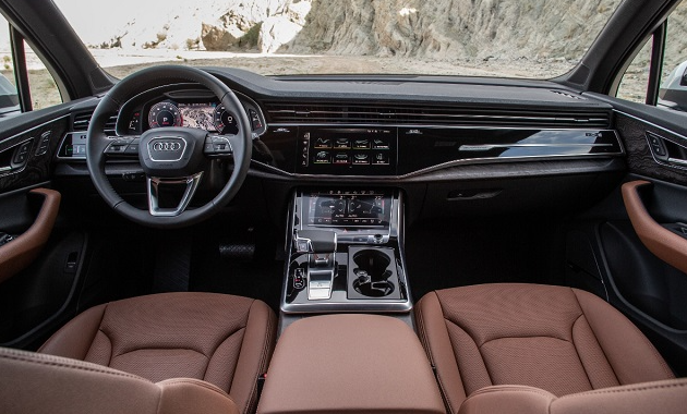2025 Audi Q7 Interior