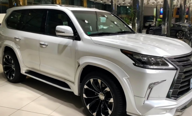 2025 Lexus LX600 Exterior