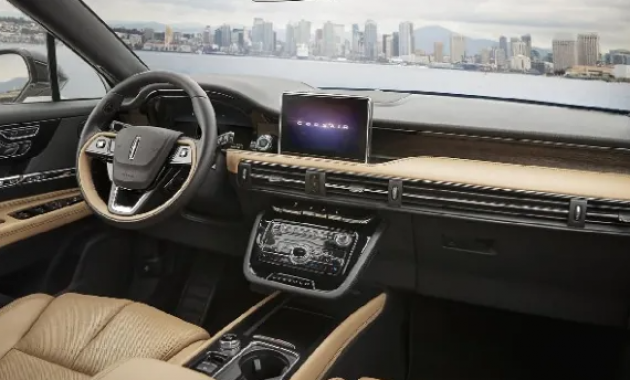 2025 Lincoln Corsair Interior