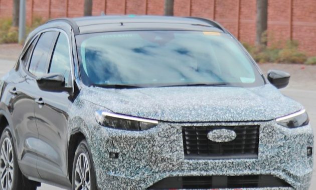 2025 Ford Escape PHEV Spy