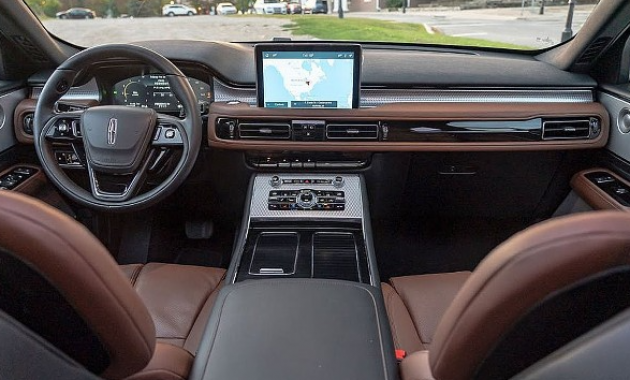 2025 Lincoln Aviator Interior