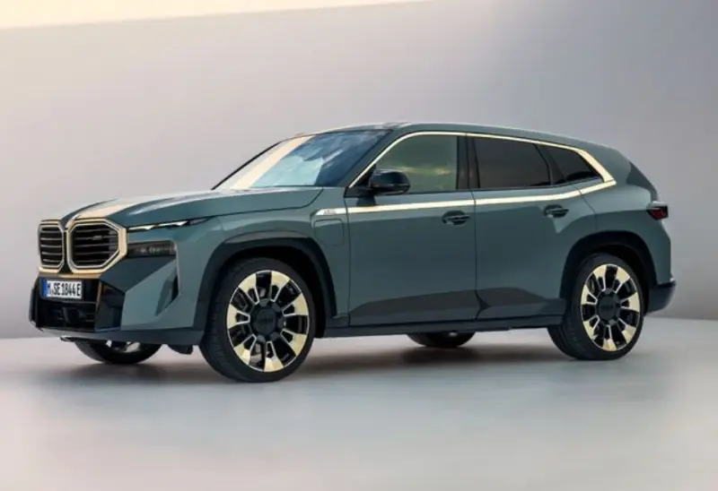 The New 2025 BMW XM: Review and Release Date